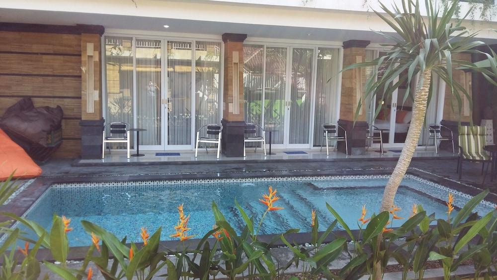Hotel Lotus Tirta Seminyak Exteriér fotografie