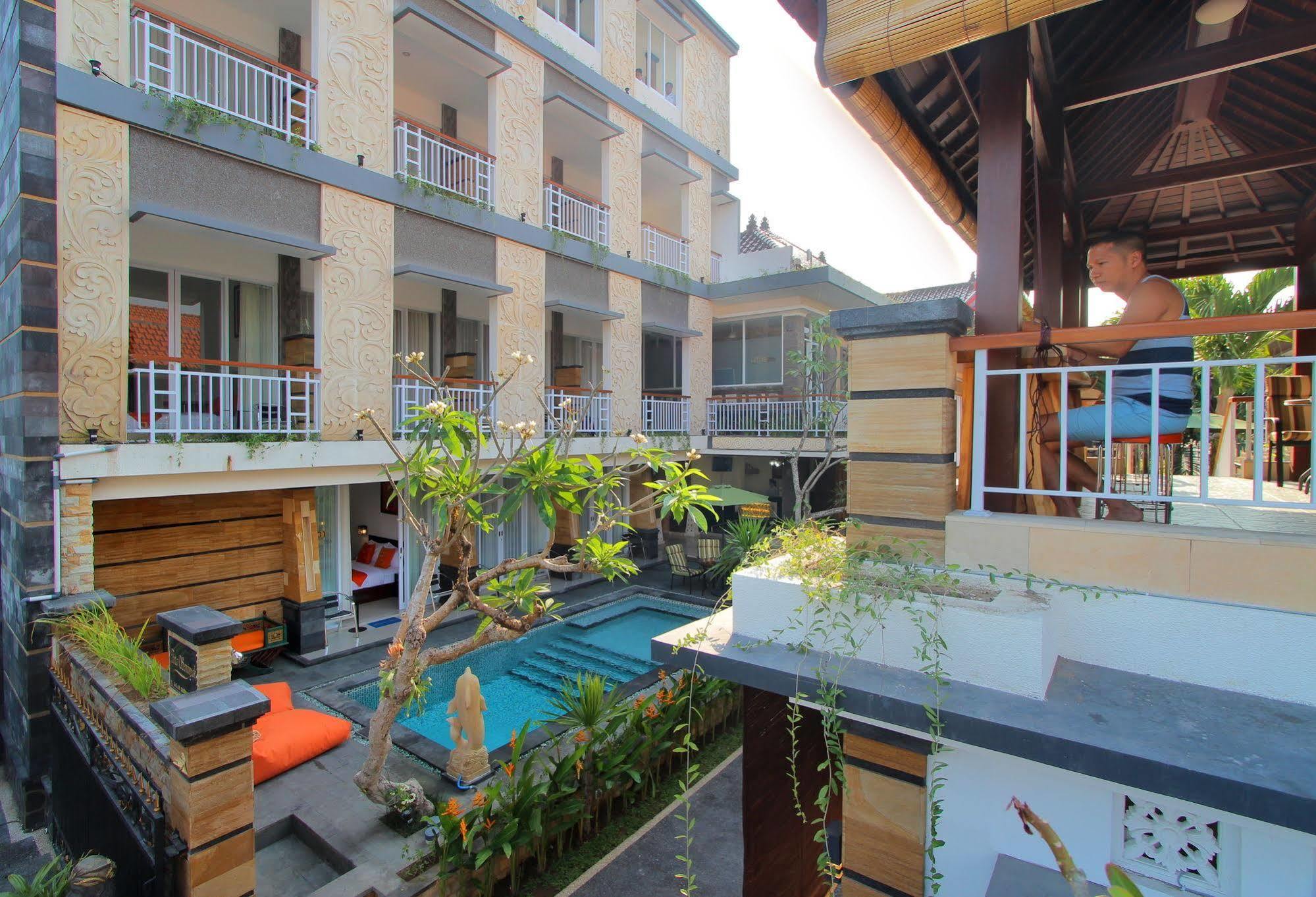 Hotel Lotus Tirta Seminyak Exteriér fotografie